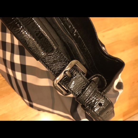 Burberry Smoke Check Hobo Bag - Picture 2 of 5